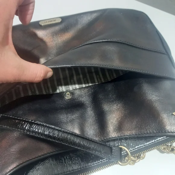 Mimco vintage black and bronze shoulder bag with gold hardware. - Picture 6 of 8